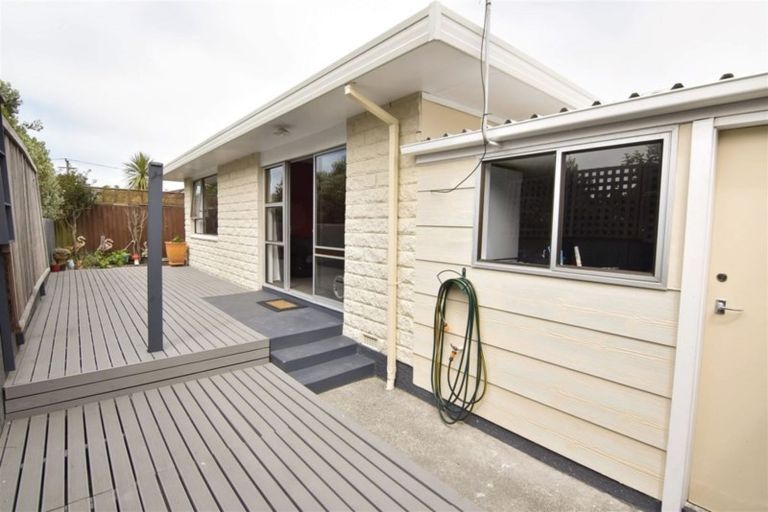 Photo of property in 72a Oram Avenue, New Brighton, Christchurch, 8061
