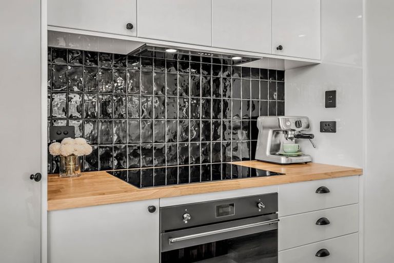 Photo of property in 14 Stuart Street, Owaka, 9535