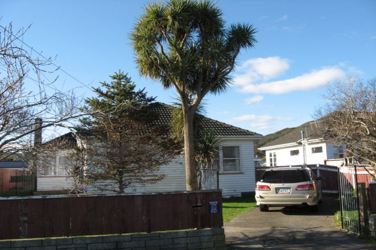 Photo of property in 43 Norfolk Street, Wainuiomata, Lower Hutt, 5014