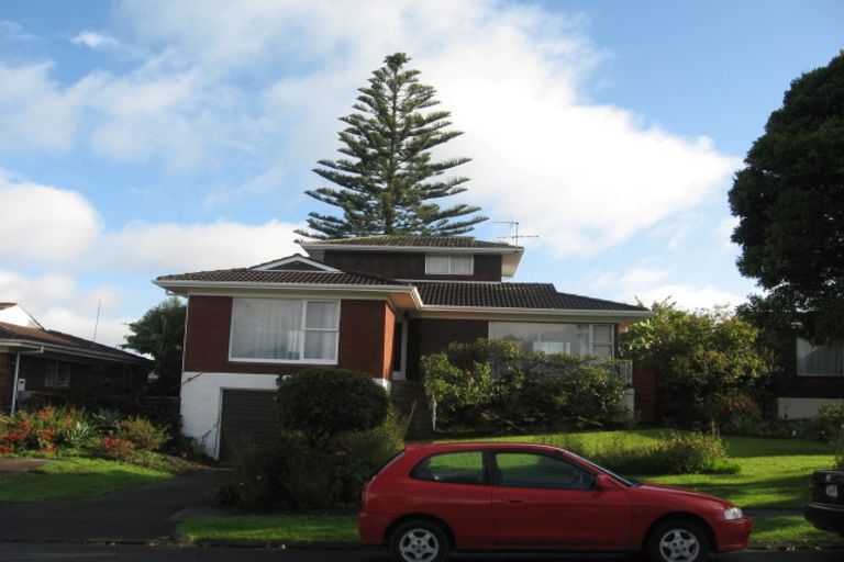 Photo of property in 7 Archmillen Avenue, Pakuranga Heights, Auckland, 2010