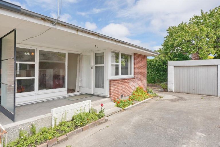 Photo of property in 2/6 Trist Place, Edgeware, Christchurch, 8013