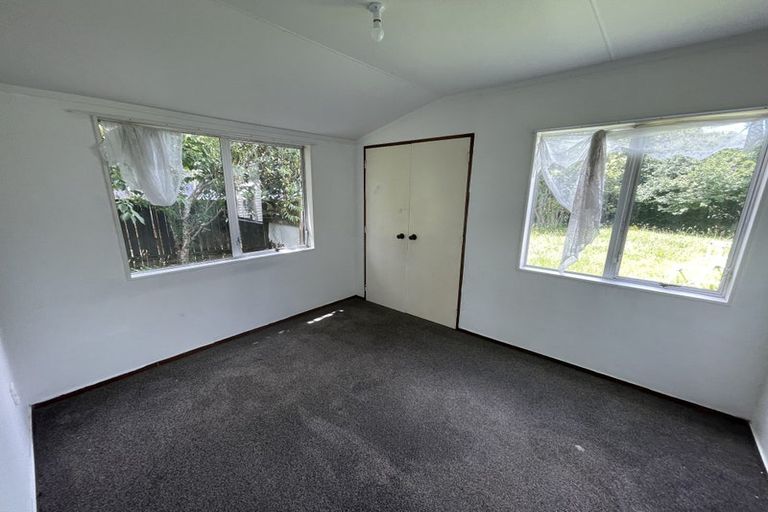Photo of property in 12 Burundi Avenue, Clendon Park, Auckland, 2103