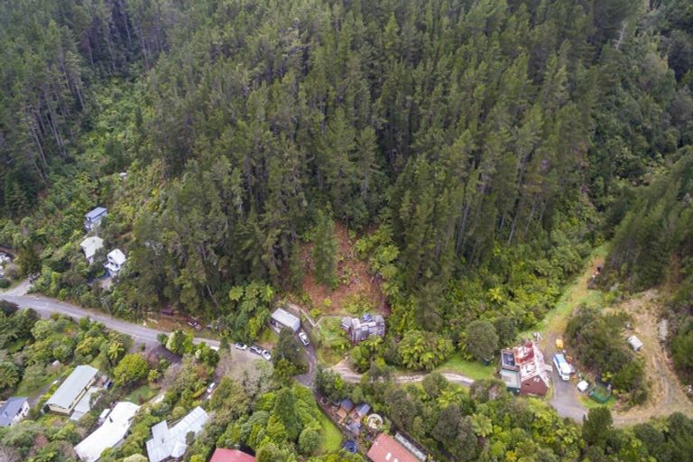 Photo of property in 144 Pinehaven Road, Pinehaven, Upper Hutt, 5019