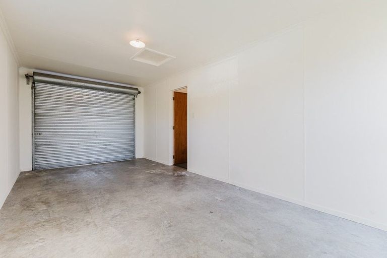 Photo of property in 1 Laurel Place, Awapuni, Palmerston North, 4412