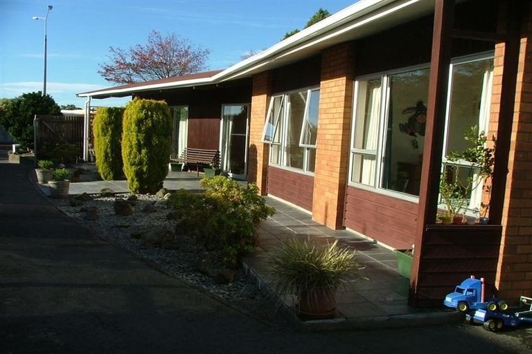 Photo of property in 213 Harewood Road, Bishopdale, Christchurch, 8053