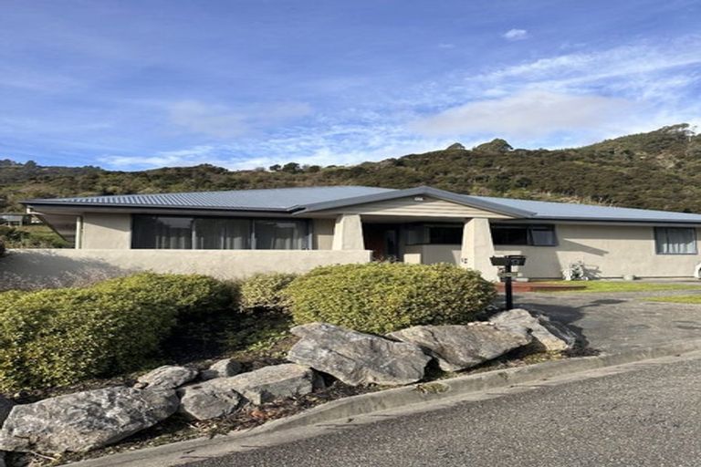 Photo of property in 9 Springlea Heights, Atawhai, Nelson, 7010