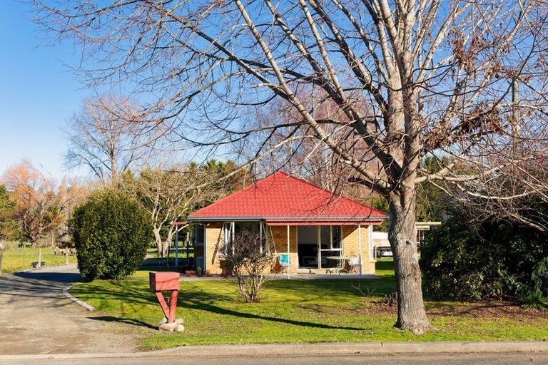 Photo of property in 8 Reeves Street, Cheviot, 7310