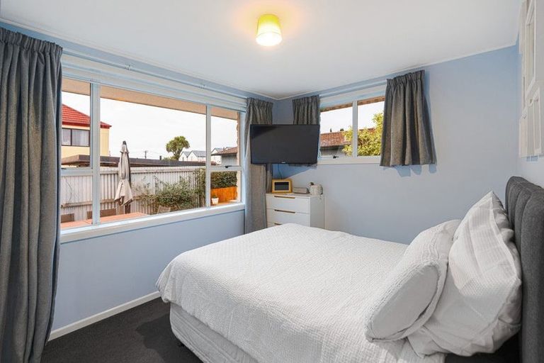 Photo of property in 36 Stanmore Road, Phillipstown, Christchurch, 8011