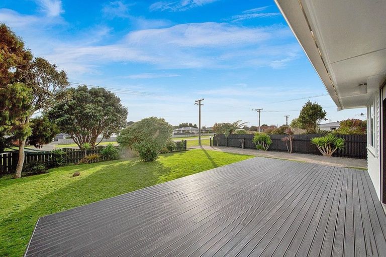 Photo of property in 28 Terou Street, Manaia, 4612