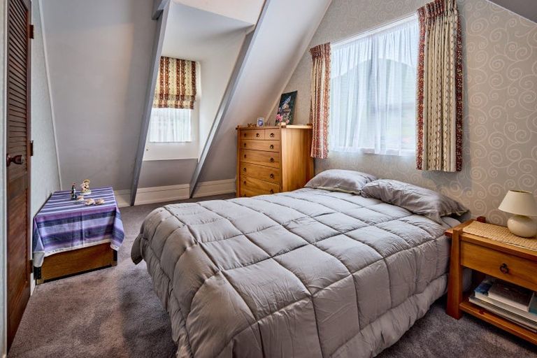 Photo of property in 26 Hartford Crescent, Totara Park, Upper Hutt, 5018