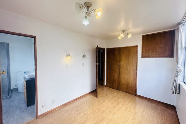 Photo of property in 151 Bleakhouse Road, Mellons Bay, Auckland, 2014