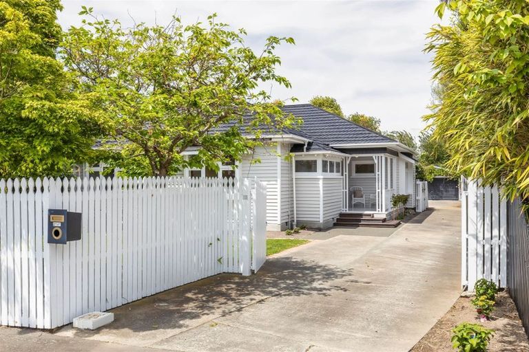 Photo of property in 126 Knowles Street, St Albans, Christchurch, 8052