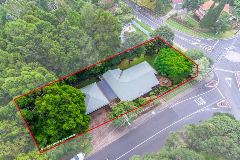 Photo of property in 304 Huia Road, Titirangi, Auckland, 0604