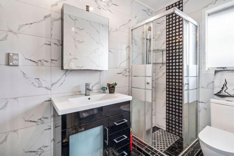 Photo of property in 1/93 Coronation Road, Mangere Bridge, Auckland, 2022