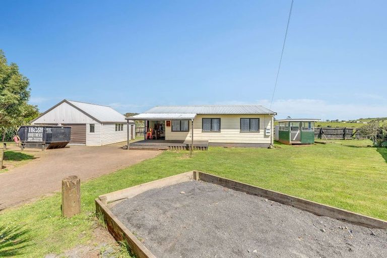 Photo of property in 543 Oruarangi Road, Mangere, Auckland, 2022