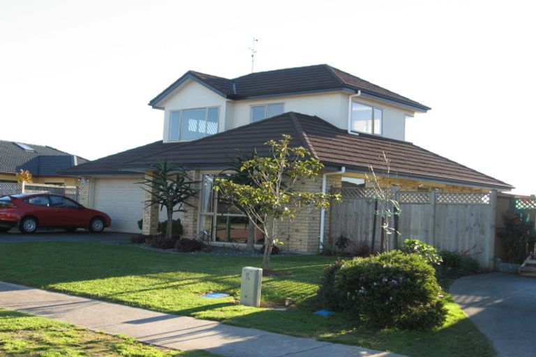 Photo of property in 11 Greta Banks Place, Wattle Downs, Auckland, 2103