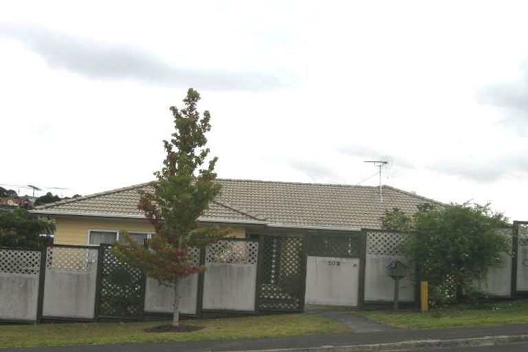 Photo of property in 103 Athena Drive, Totara Vale, Auckland, 0629