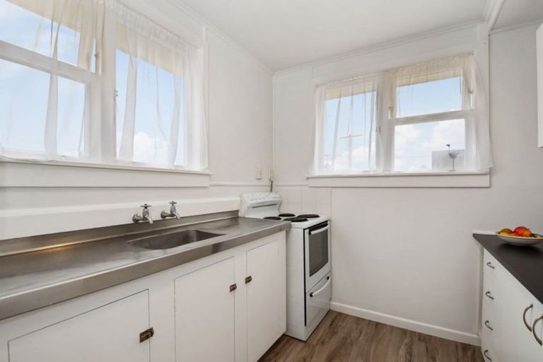 Photo of property in 42 Puriri Crescent, Hillcrest, Rotorua, 3015