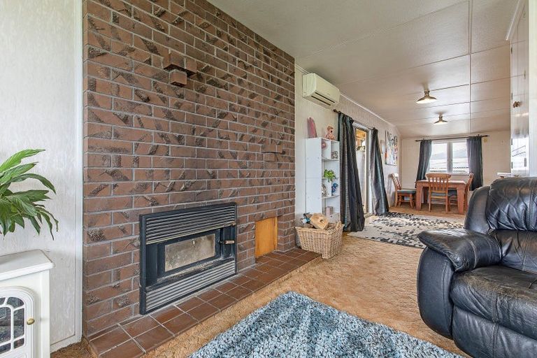 Photo of property in 1 Jull Crescent, Waipukurau, 4200