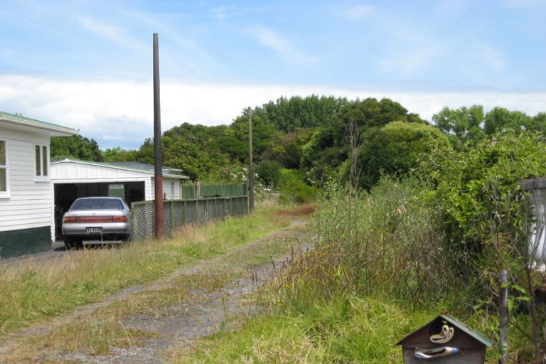 Photo of property in 63 Mckenzie Road, Mangere Bridge, Auckland, 2022