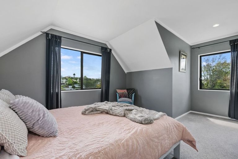 Photo of property in 27a Philson Terrace, Browns Bay, Auckland, 0630