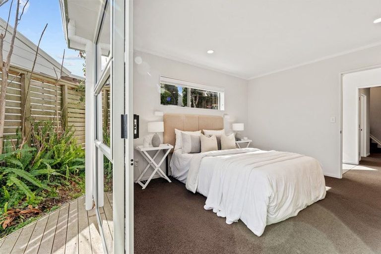 Photo of property in 769b Whangaparaoa Road, Manly, Whangaparaoa, 0930