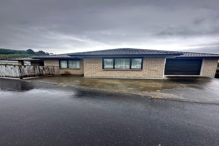 Photo of property in 165a George Street, Stokes Valley, Lower Hutt, 5019
