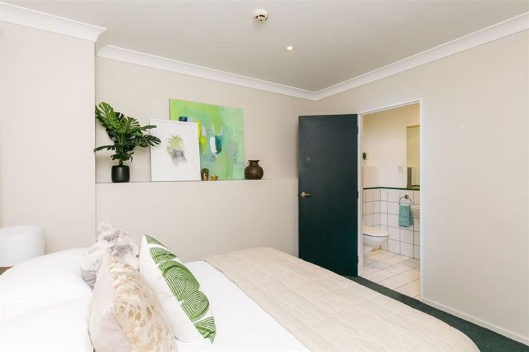 Photo of property in Vicino Apartments, 25/33 Taranaki Street, Te Aro, Wellington, 6011