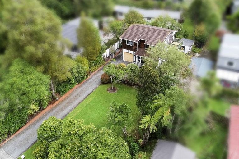 Photo of property in 476 Stokes Valley Road, Stokes Valley, Lower Hutt, 5019