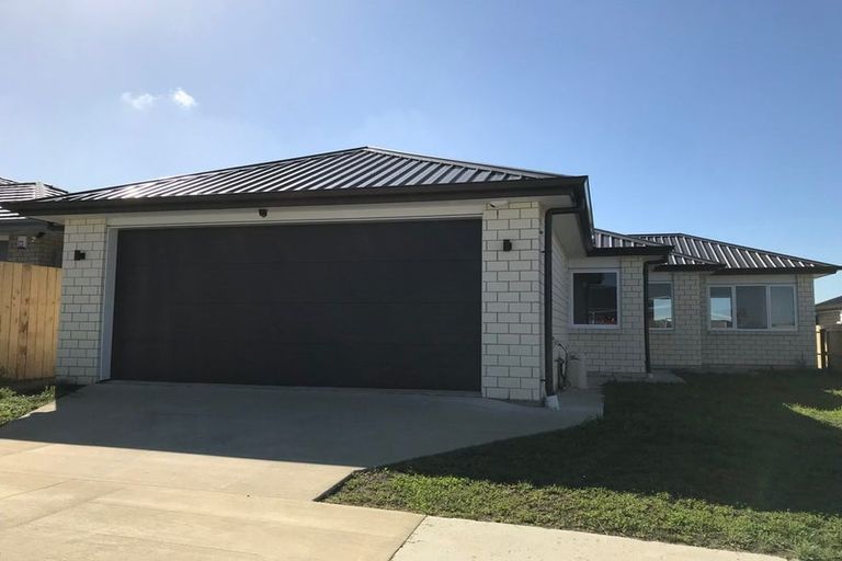 Photo of property in 16 Rainsford Road, Pukekohe, 2120