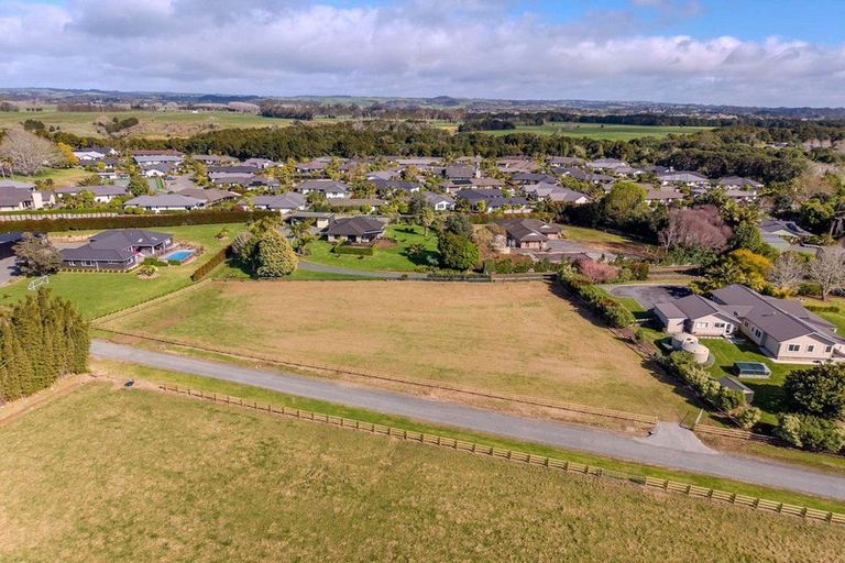 Photo of property in 36 Karaka Drive, Kerikeri, 0295
