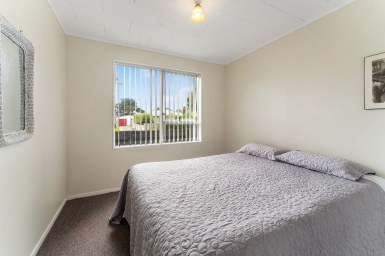 Photo of property in 6a Buckley Grove, Paraparaumu, 5032