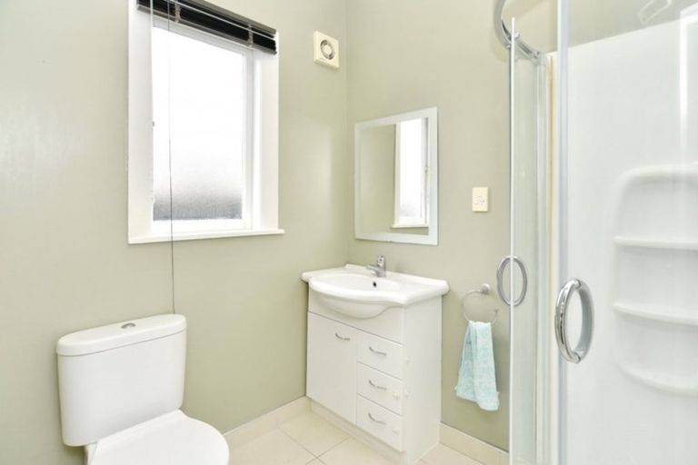 Photo of property in 130 Matsons Avenue, Papanui, Christchurch, 8053