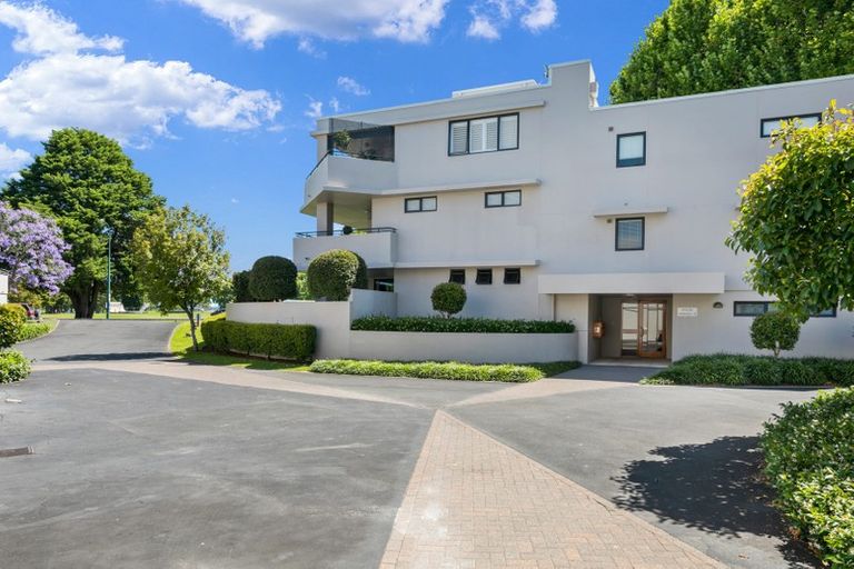 Photo of property in 20/2 Sixth Avenue, Tauranga, 3110
