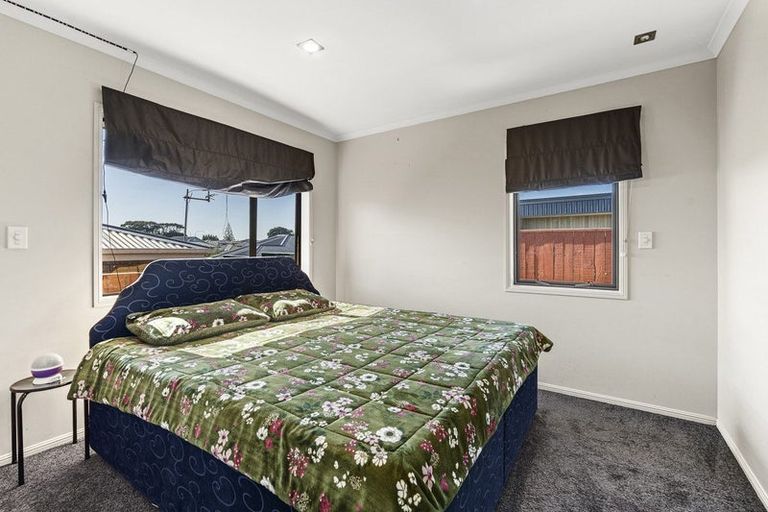 Photo of property in 5d James Drive, Bell Block, New Plymouth, 4312