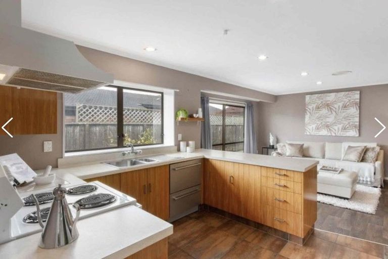 Photo of property in 7 Webb Place, Taradale, Napier, 4112