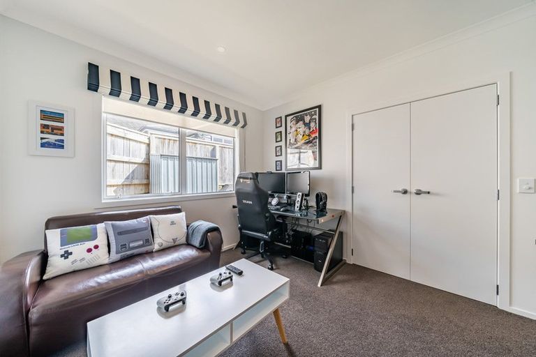 Photo of property in 35 Kurth Crescent, Silverstream, Upper Hutt, 5019