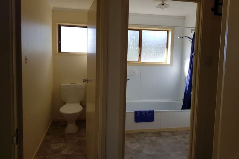 Photo of property in 3/3204 Great North Road, New Lynn, Auckland, 0600