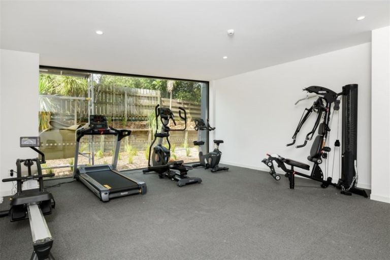 Photo of property in 2-06/424 Maunganui Road, Mount Maunganui, 3116