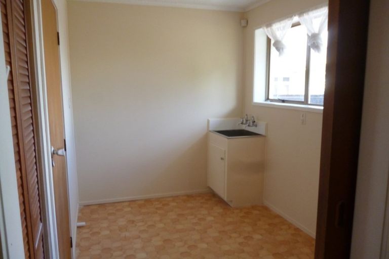 Photo of property in 4/37 Wallace Road, Papatoetoe, Auckland, 2025