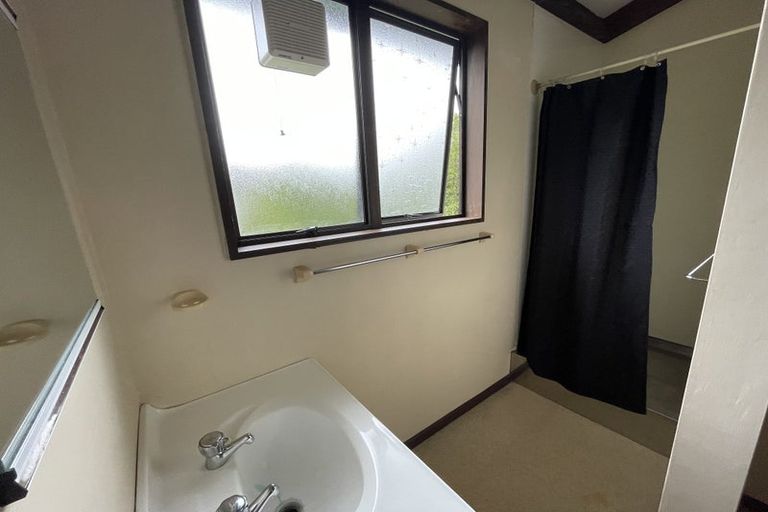 Photo of property in 10 Huia Street, Waikawa, Picton, 7220