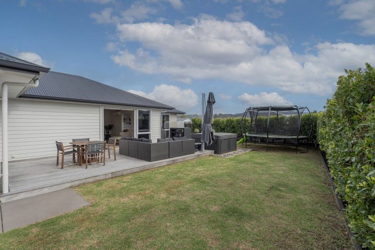 Photo of property in 134 Kupe Drive, Whitianga, 3510