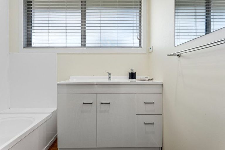 Photo of property in 108 College Road, Edgecumbe, 3120