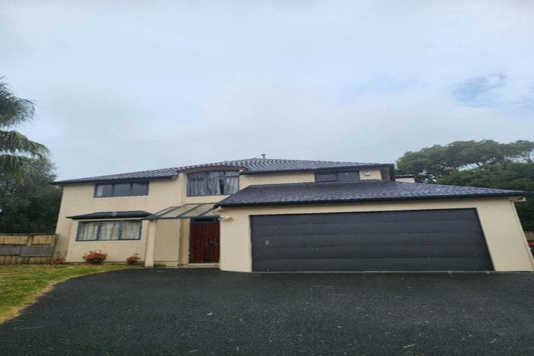 Photo of property in 20 Te Hoe Grove, Pinehill, Auckland, 0632