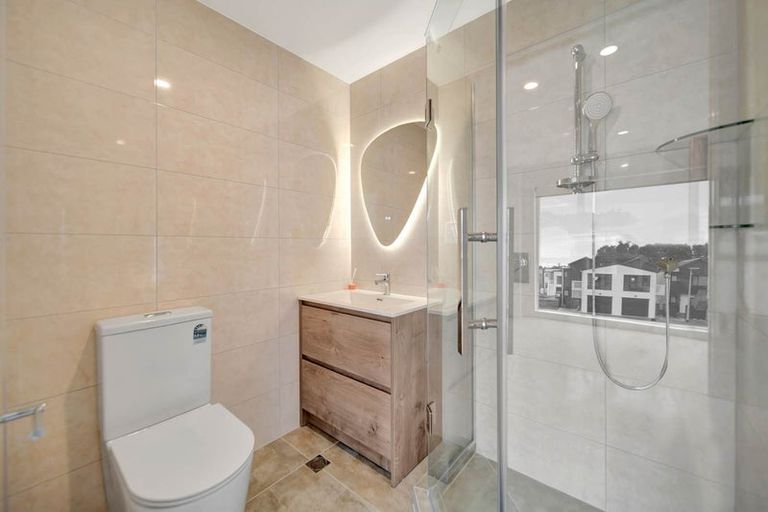 Photo of property in 60 Opoka Street, Papakura, 2110