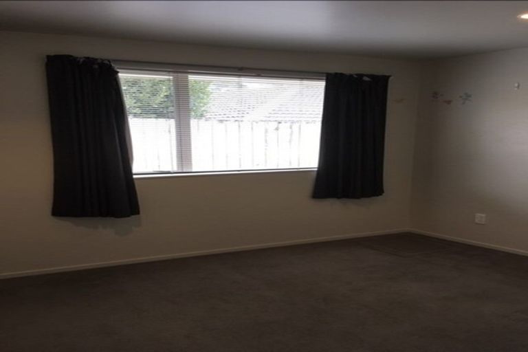 Photo of property in 4 Alderbury Way, Henderson, Auckland, 0612