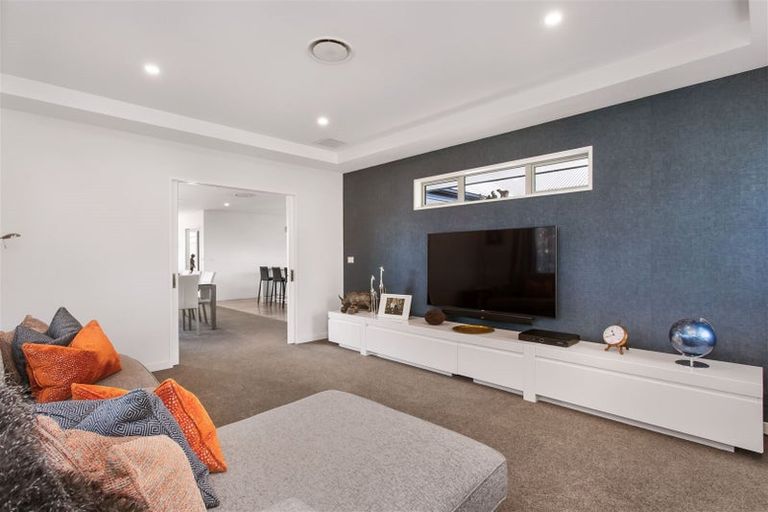 Photo of property in 1 Oakley Drive, Prebbleton, 7604