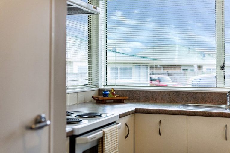 Photo of property in Kowhai Court, 17/17 John Street, Trentham, Upper Hutt, 5018