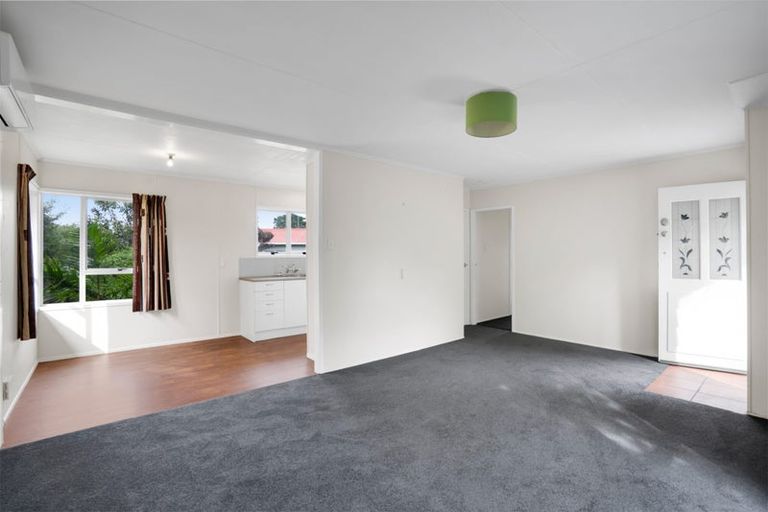 Photo of property in 5a Oleander Place, Bell Block, New Plymouth, 4312
