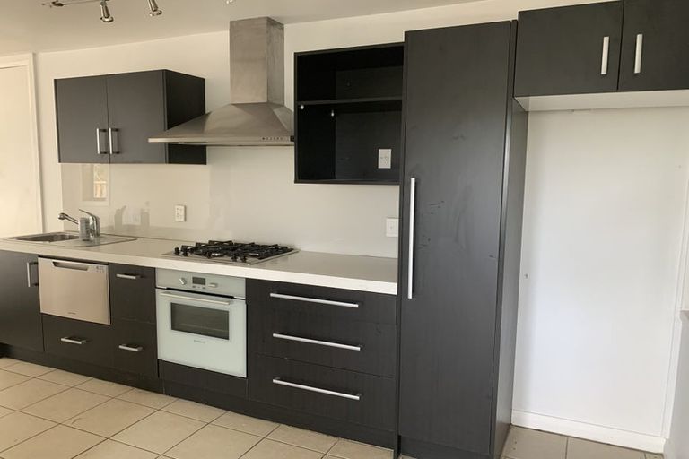 Photo of property in 65 Norwood Road, Bayswater, Auckland, 0622